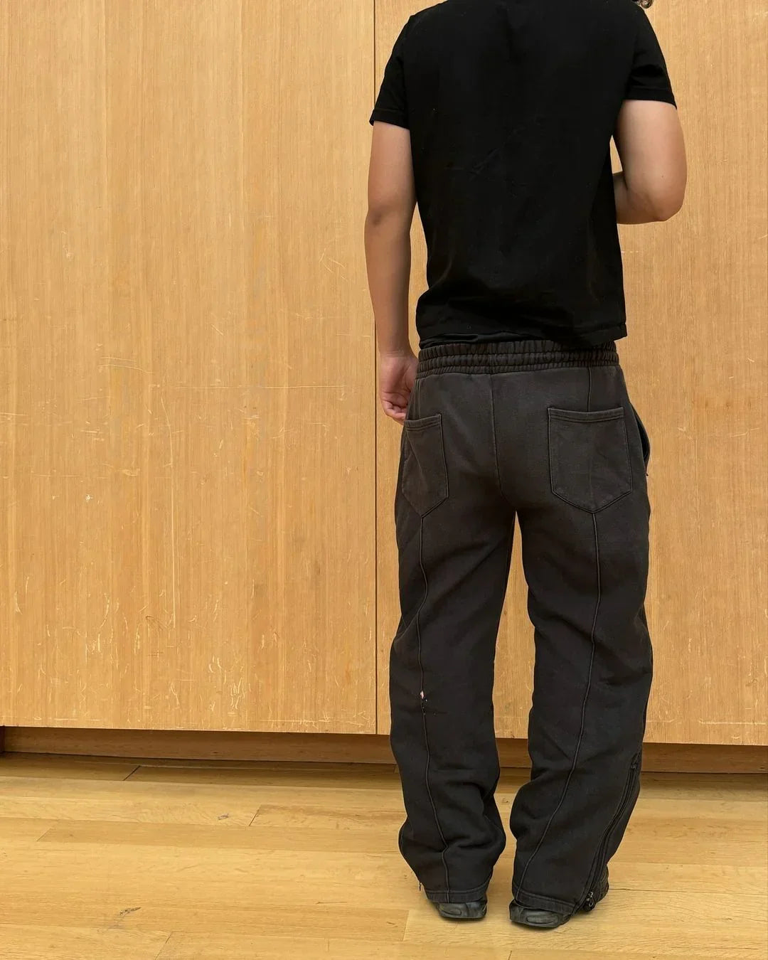 LUNI | RELAXED DRAWSTRING SWEATPANTS