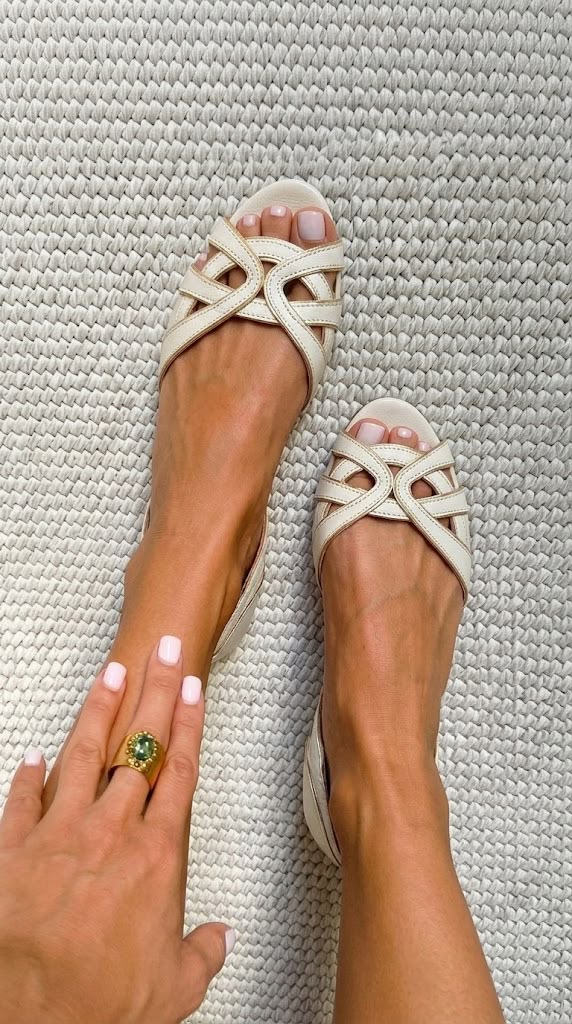 Bella | Comfortable Flat Sandals