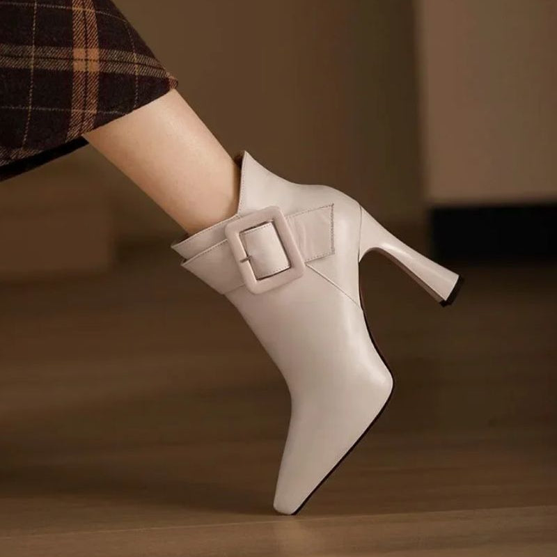 RAVENNA | SIGNATURE BUCKLE BOOTS