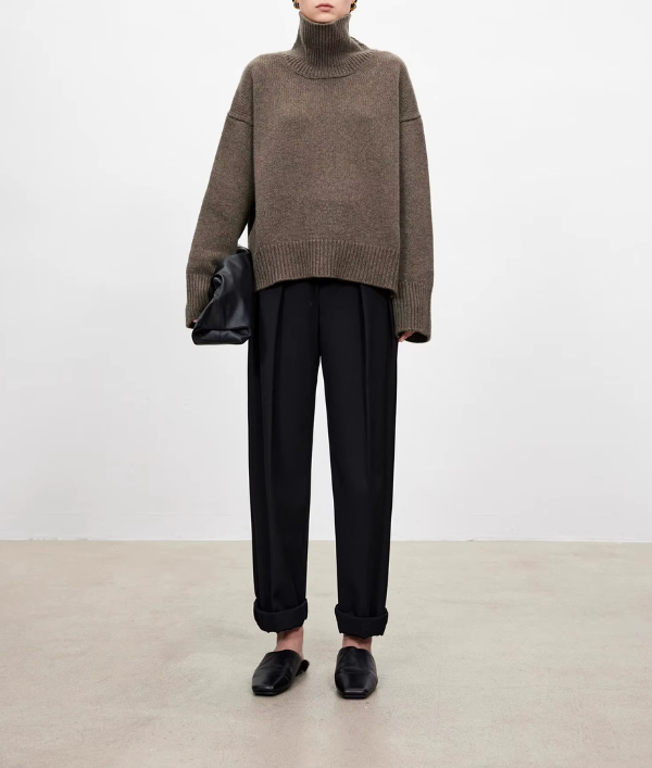 ELIANA | JUMPER WITH ROLL NECK