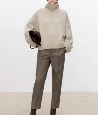 ELIANA | JUMPER WITH ROLL NECK