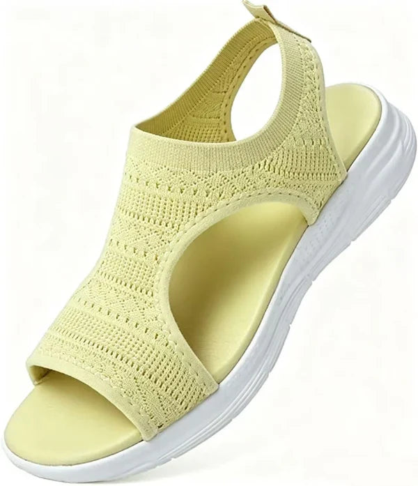 Lía - Breathable sandals with open toe