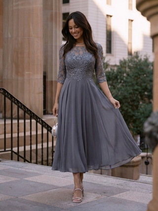 Olivina | Lace Midi