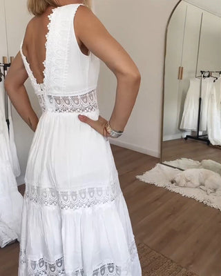 Alyssa | V-Neck Midi