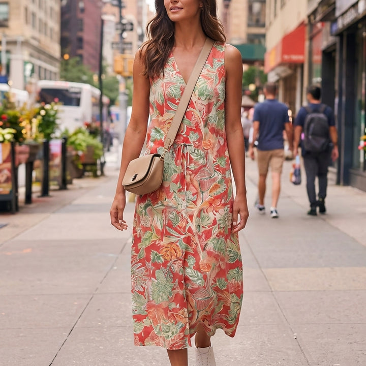 City stroll in the Bea floral midi dress