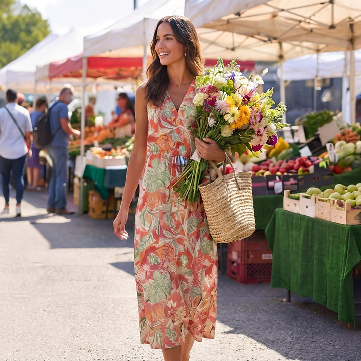 Farmers market errands in the Bea floral midi dress