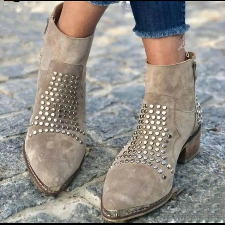 ANALIE | STUDDED ANKLE BOOTS