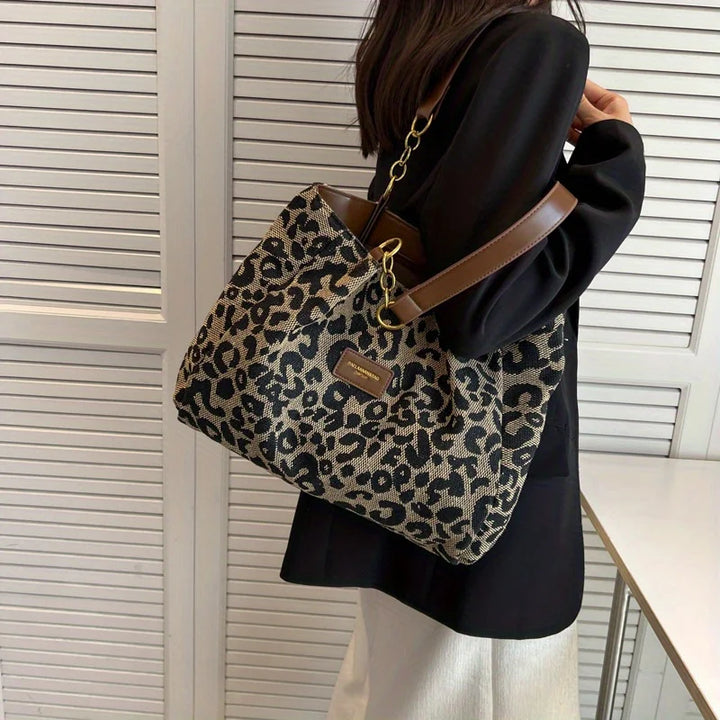 Lisanne | LUXURIOUS HANDBAG WITH PANTHER PATTERN