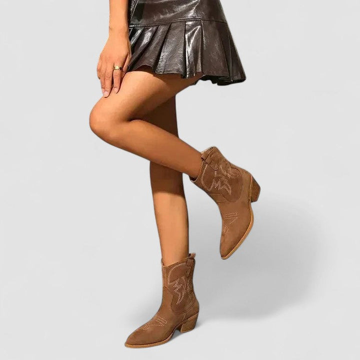 DARCY | EMBROIDERED WESTERN ANKLE BOOTS