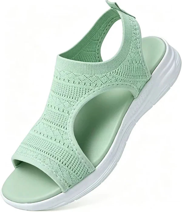 Lía - Breathable sandals with open toe