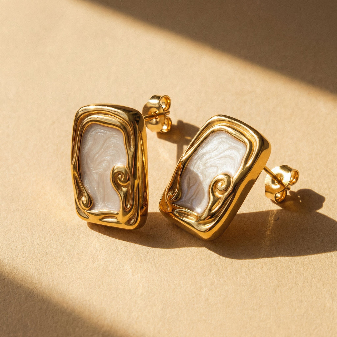 CALISSE | MINIMALIST EARRINGS