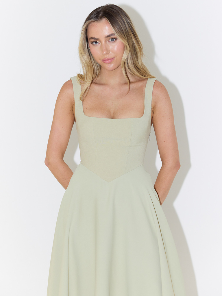 Melis Flowy Grace Dress