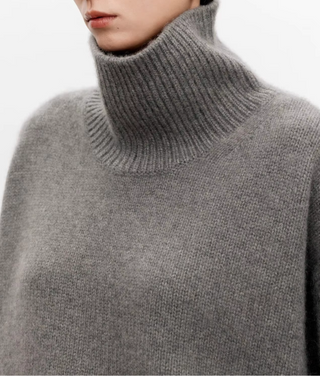 ELIANA | JUMPER WITH ROLL NECK