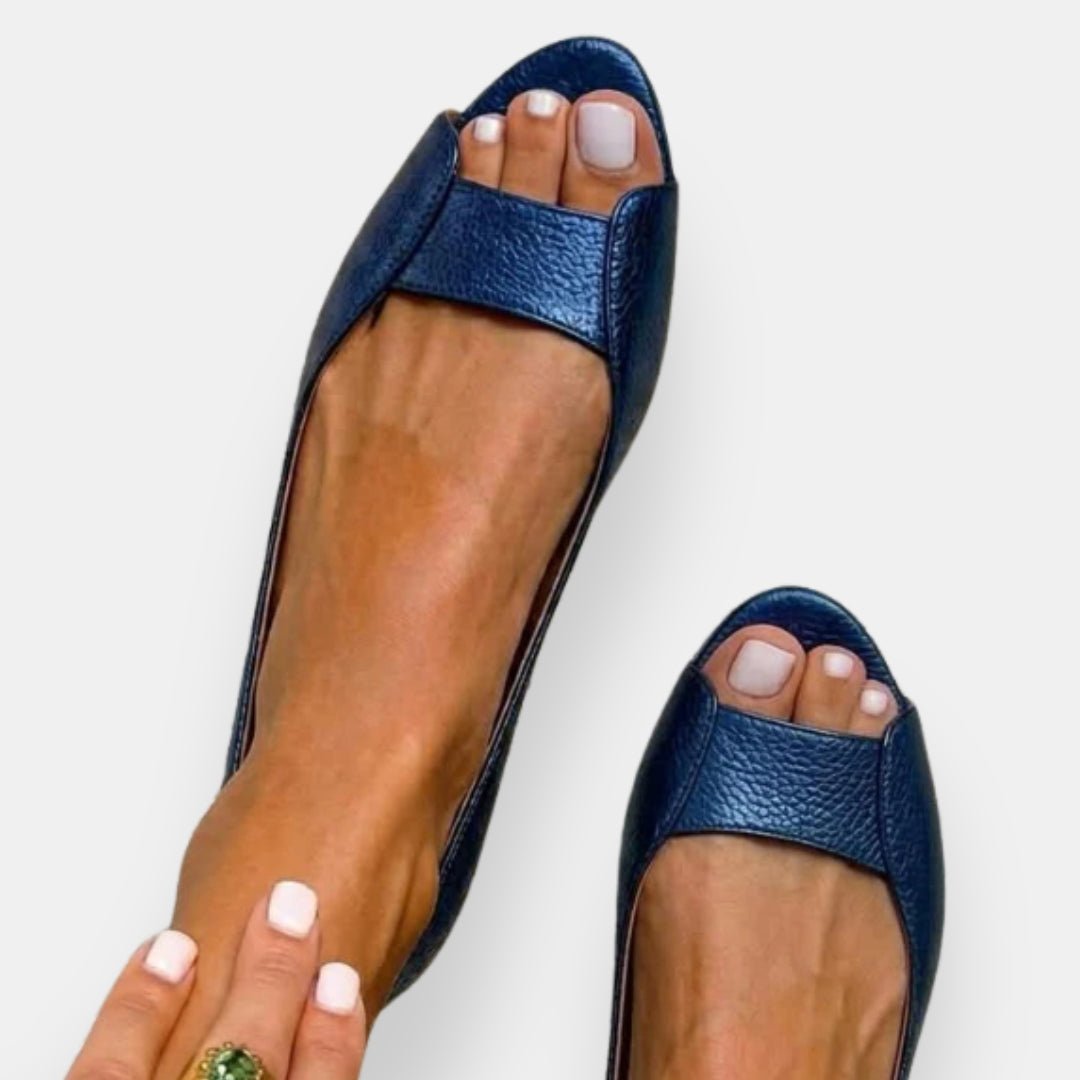 Servanie | Metallic Flat Sandals - Image 3