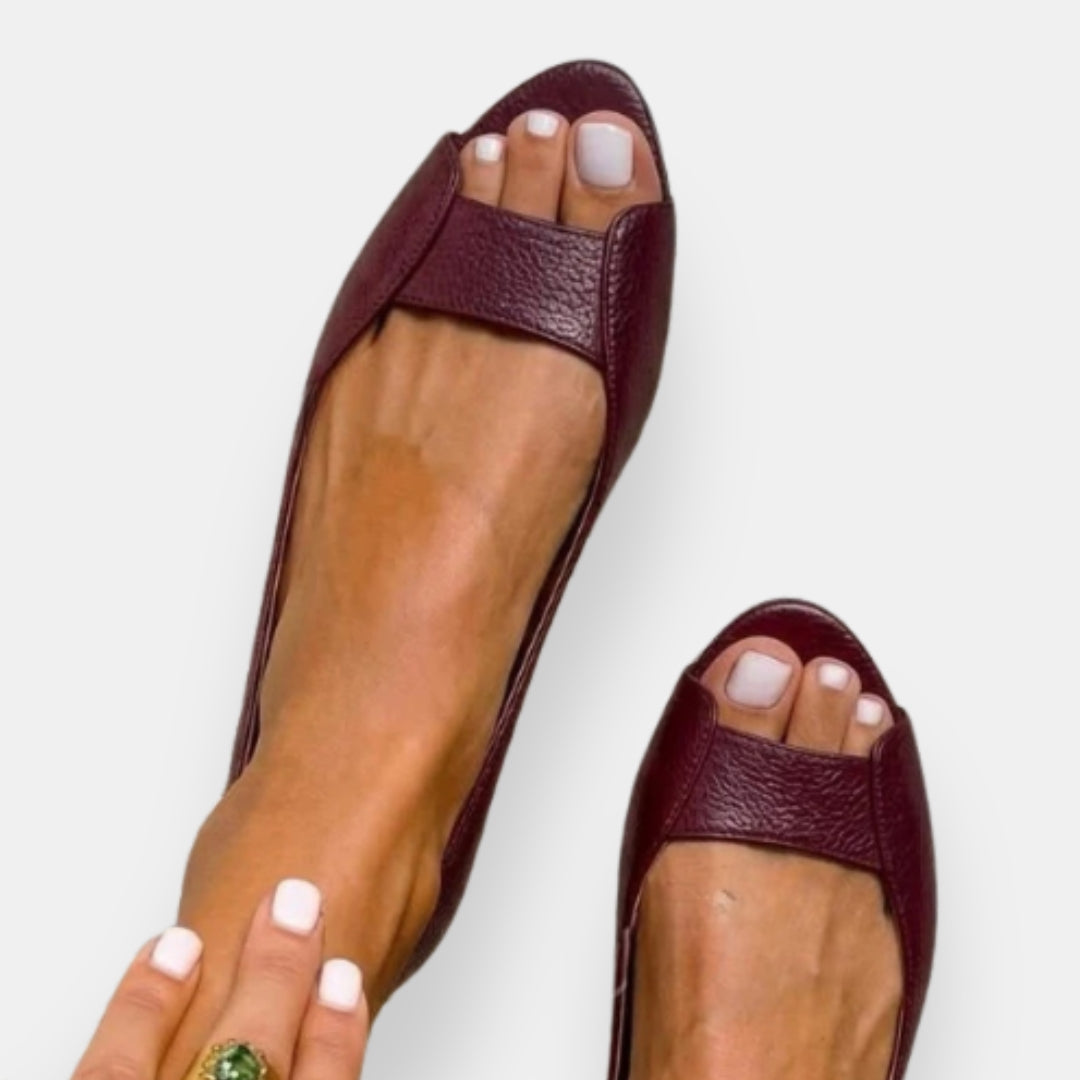 Servanie | Metallic Flat Sandals - Image 7