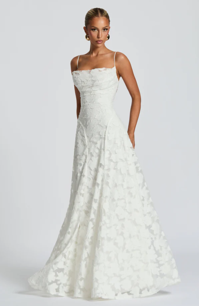 Sofia Elegant Maxi Dress