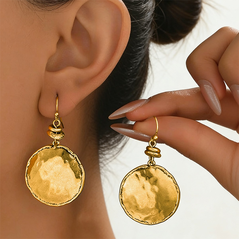 Mira earrings - packaging and pair display
