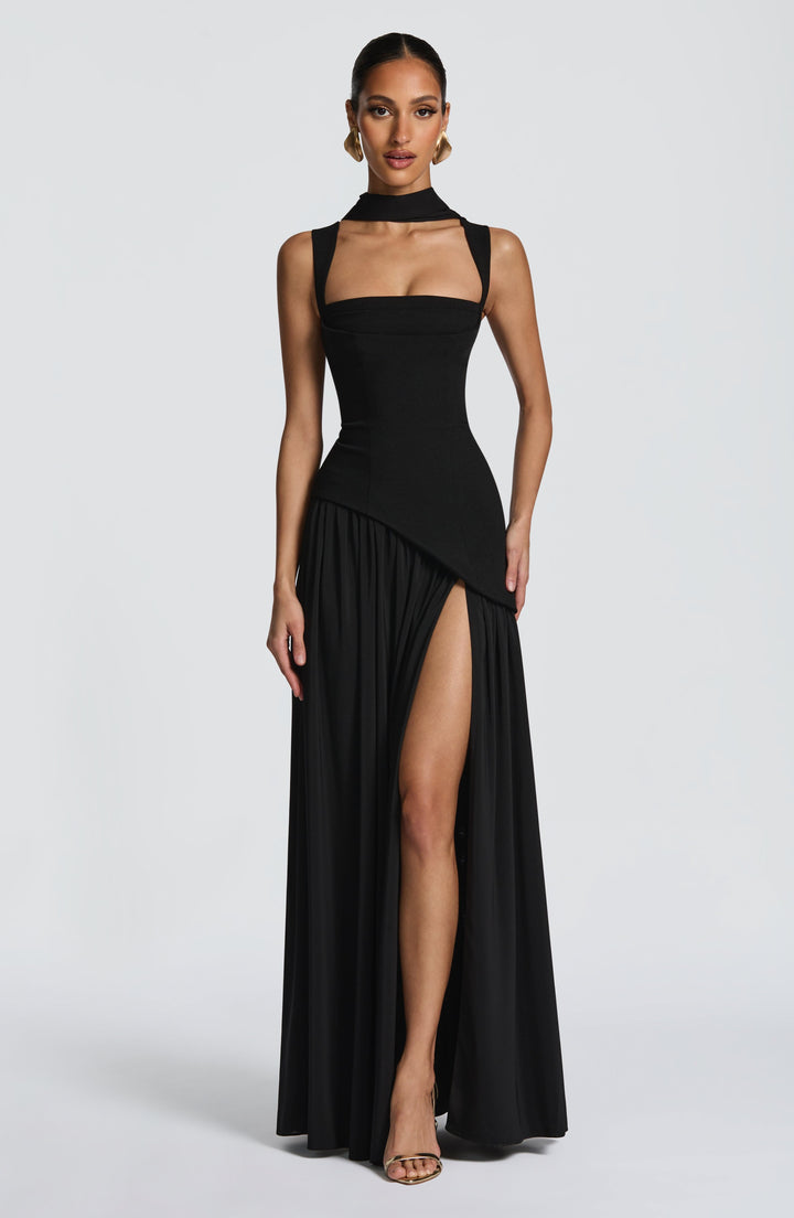 Carlota | Elegant Maxi Dress