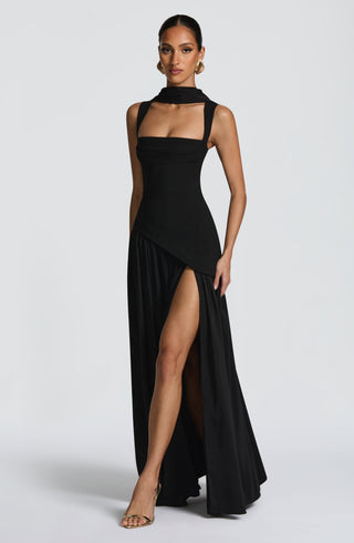 Carlota | Elegant Maxi Dress